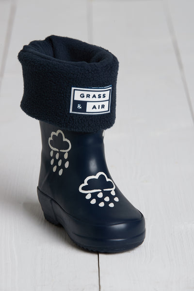 Available in infant sizes UK 3 – UK 13 and Junior sizes UK 1 – UK 4.